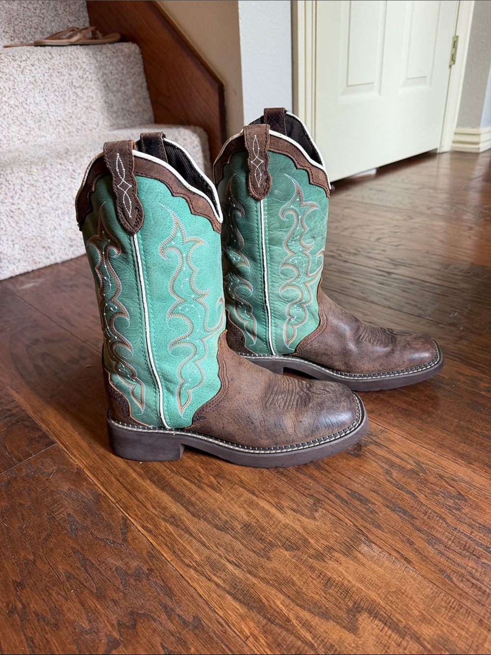 Justin Boots Brown Leather with Teal Shaft Women's Heeled Cowboy Boots